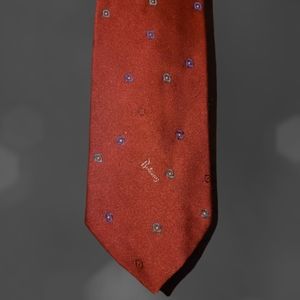 Vtg Botany 500 90% Polyester 10% Silk Red Blue Necktie
